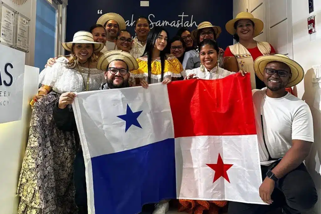 CAPAS E.E.V CORP Panamá GPTW