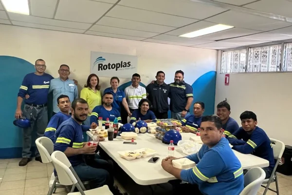 Grupo Rotoplas Nicaragua 2